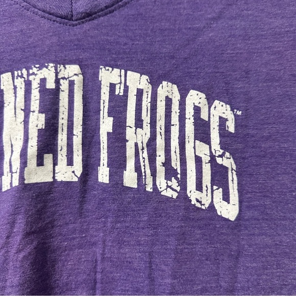 TCU Horned Frogs Fanatics Purple Fitted V-Neck Tee Women’s Size Small Collegiate - Picture 4 of 13